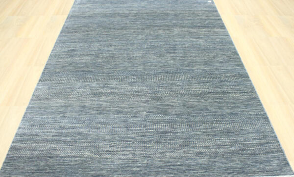 Indo/Nep Modern carpet